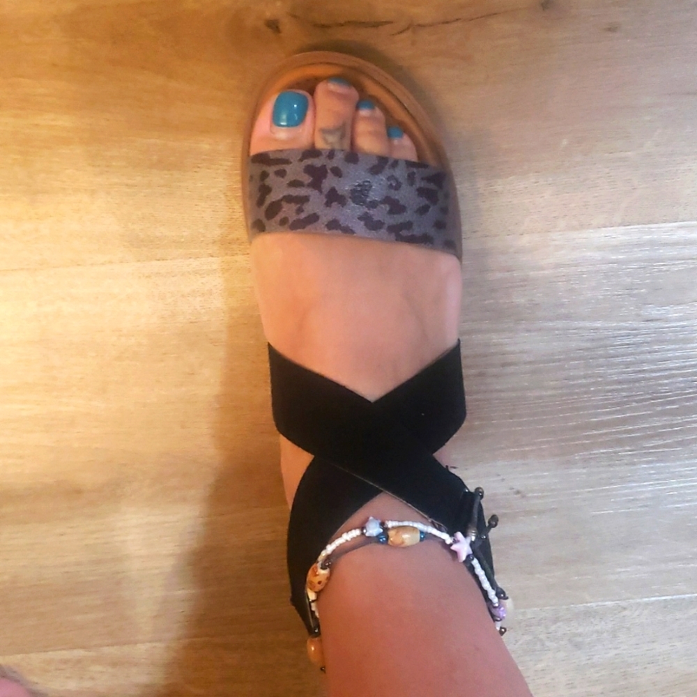 Sandals - Picture 3 of 3